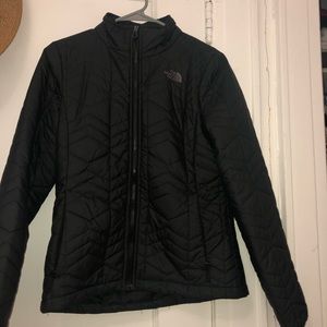 Lightweight Women’s North Face Jacket - like new!
